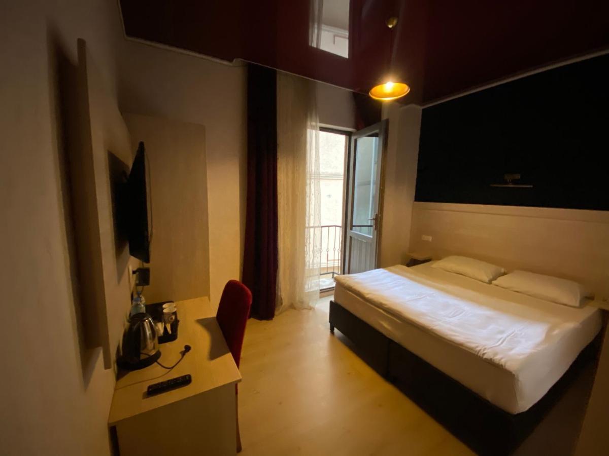 Hotel My Rose Batumi Exterior photo