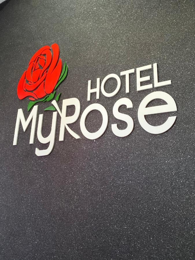 Hotel My Rose Batumi Exterior photo