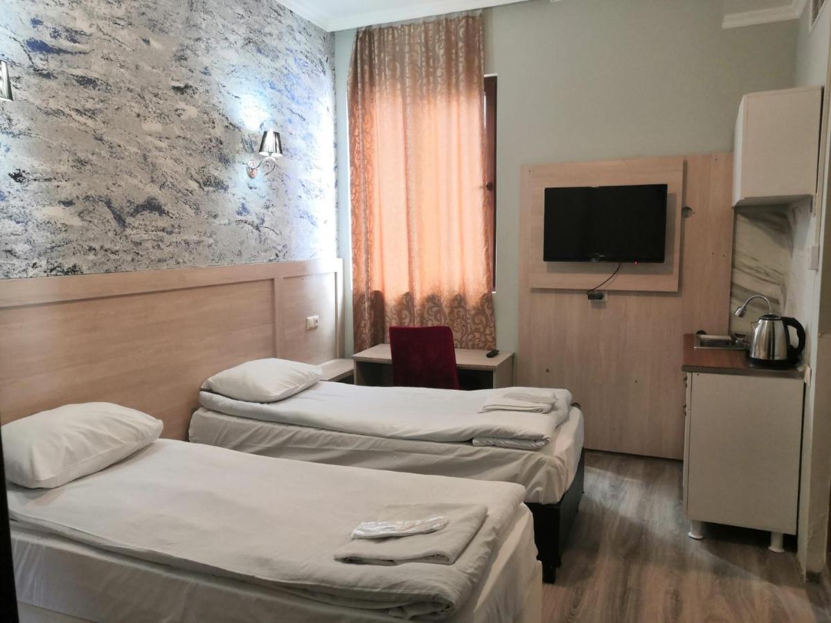 Hotel My Rose Batumi Exterior photo